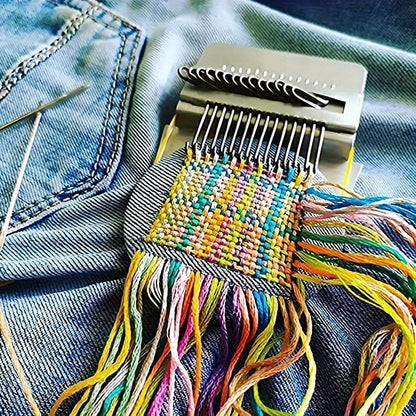 14-Pin Handheld Weaving Loom - Portable Tapestry Repair Tool for Clothes & Jeans, Light Grey